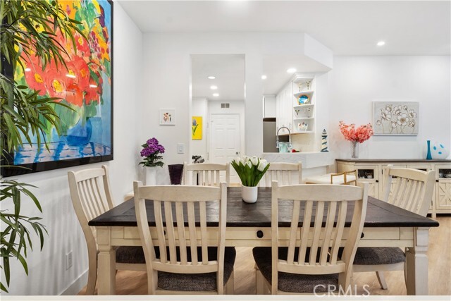 Building Photo - 85 Seaborough