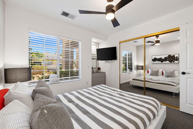Building Photo - 44718 Alexandria Vale