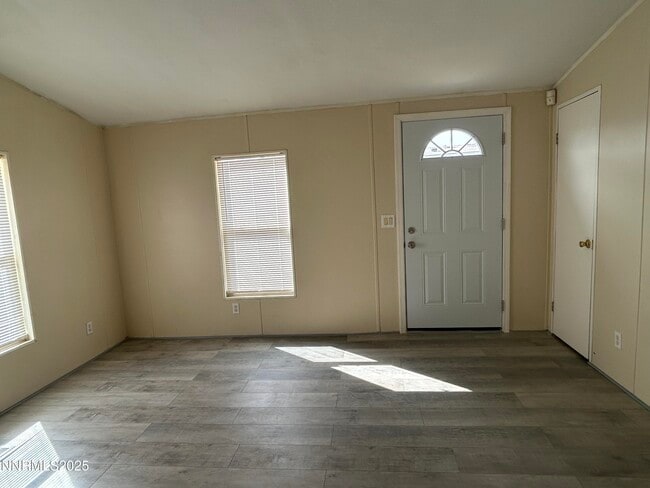 Building Photo - 4927 Sun Valley Blvd