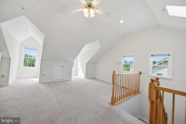Building Photo - 6030 Kelsey Ct