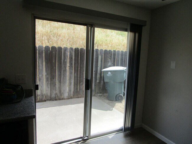 Building Photo - 1426 Callen St