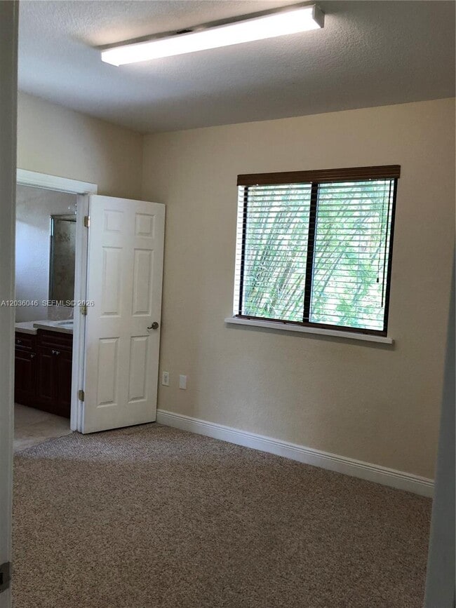 Building Photo - 3227 Gifford Ln