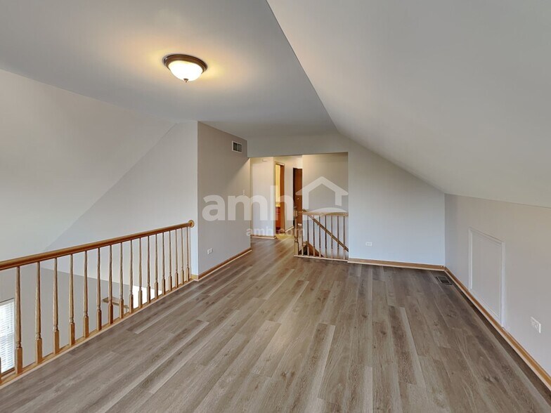 Building Photo - 2438 Foxtail Ct