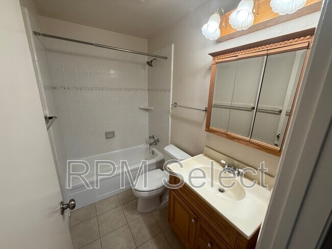 Building Photo - 3428 Spartan Way