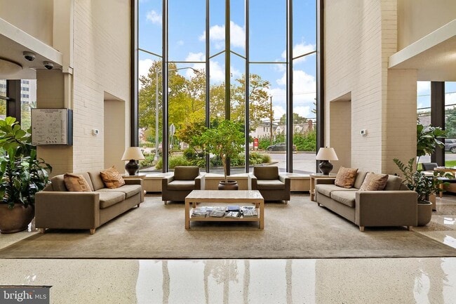 Building Photo - 4242 East-West Hwy