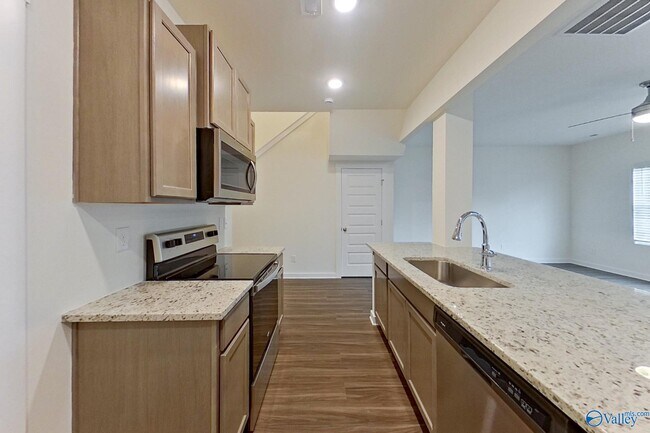 Building Photo - 6104 Taramore Ln NW