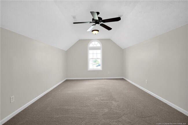 Building Photo - 1717 Kershaw Loop