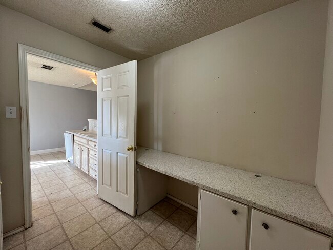 Building Photo - 7501 Red Springs Ave