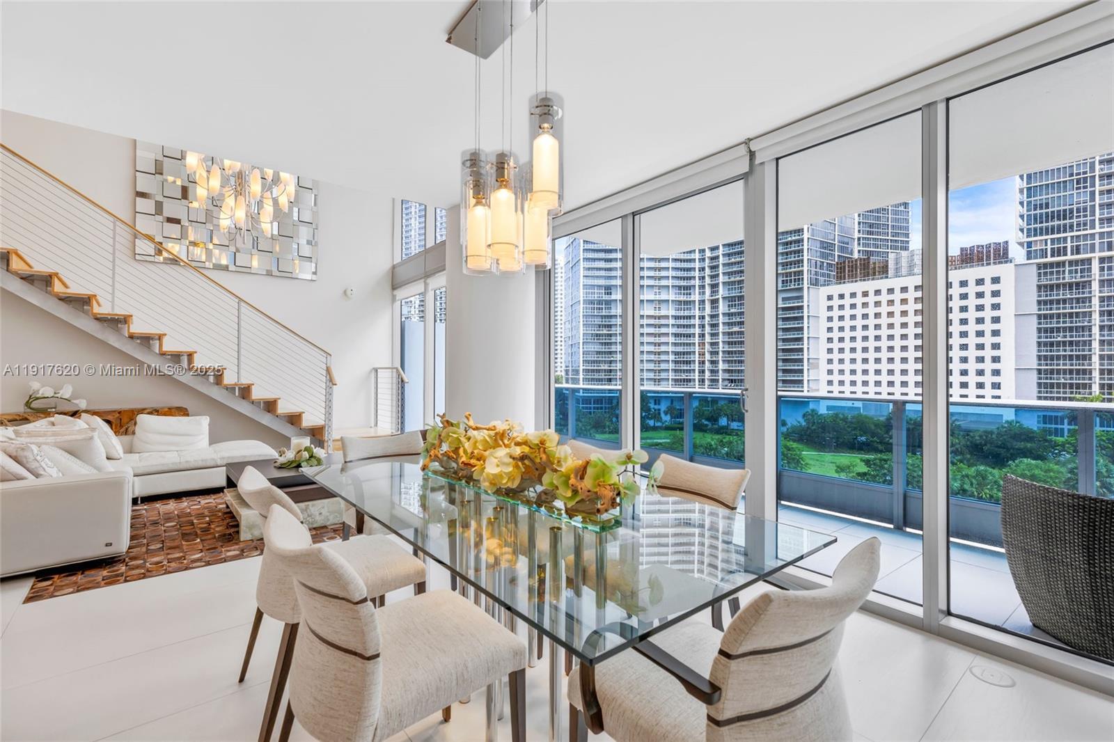 Building Photo - 200 Biscayne Boulevard Way