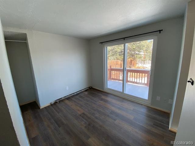 Building Photo - 609 S Park St