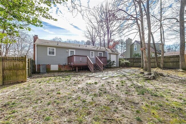 Building Photo - 1624 Mountain Pine Terrace
