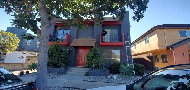 Building Photo - 3867 Huron Ave