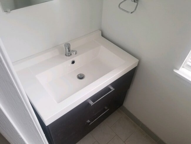 Building Photo - 7322 Split Rail Ln