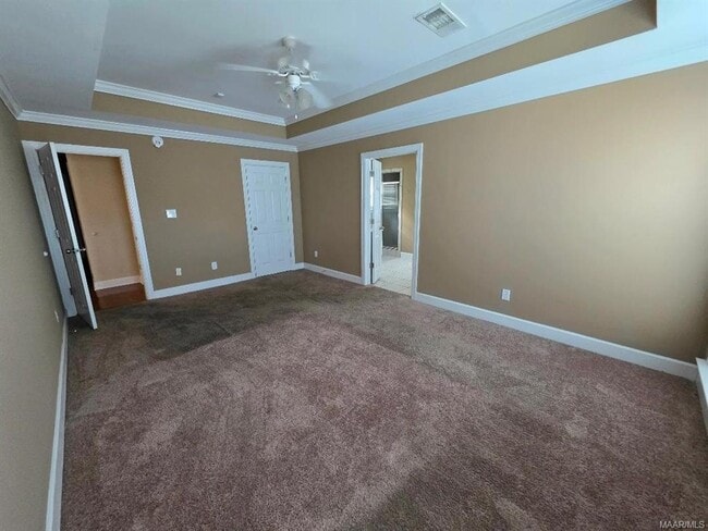 Building Photo - 9354 Wrens Way