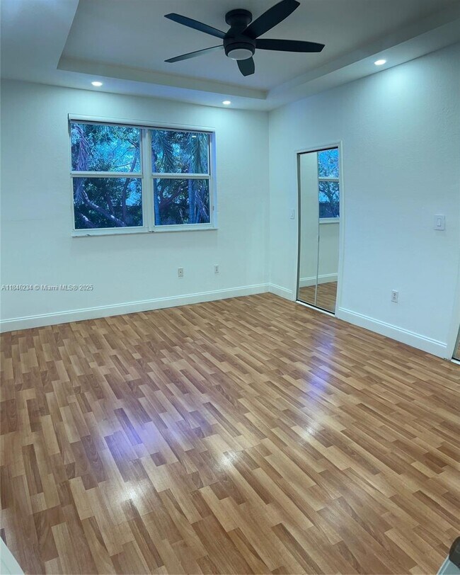 Building Photo - 12562 SW 125th Terrace