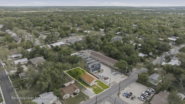 Building Photo - 1287 W Frey