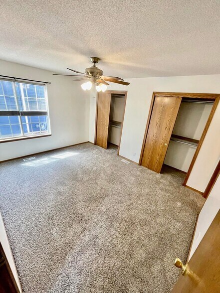 Building Photo - 2710 S Yellowstone St