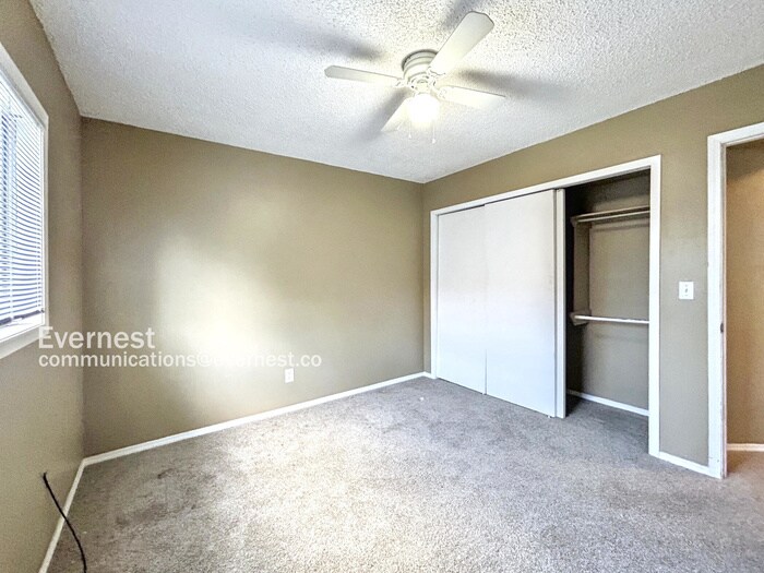 Building Photo - 1185 Mazatlan Cir