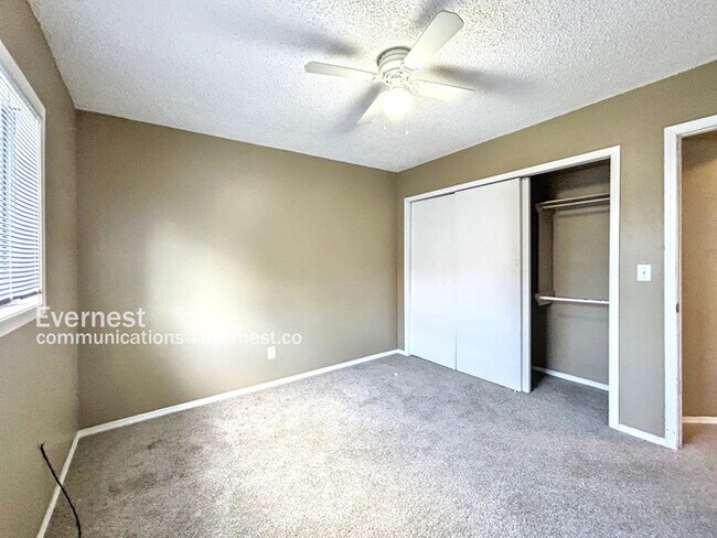 Building Photo - 1185 Mazatlan Cir