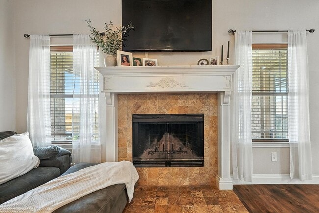 Building Photo - 7625 Tuscany Dr