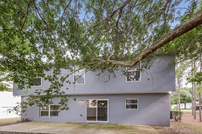 Building Photo - 2451 Foxhollow Rd