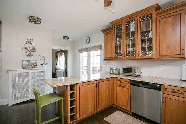 Building Photo - 17 Annandale Terrace