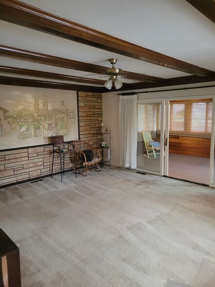 Building Photo - 2123 Eileen Rd