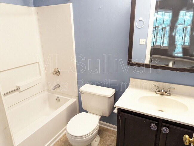 Building Photo - 118 Timber Ridge Dr
