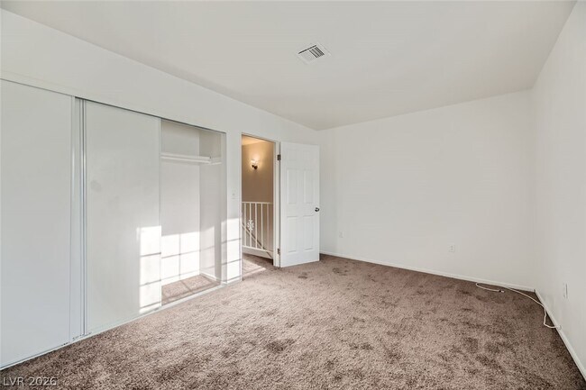Building Photo - 76 N 27th St