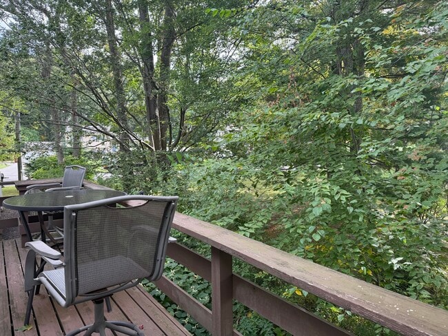 Building Photo - 56 Wedgewood Dr