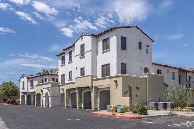 Building Photo - Wolf Waters Place