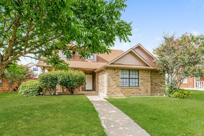 Building Photo - 11825 Hickory Garden Dr