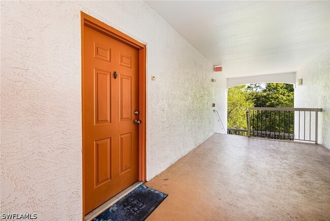 Building Photo - 6361 Aragon Way