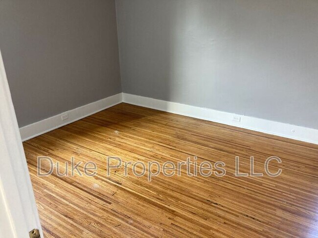 Building Photo - 5 Ernestine St