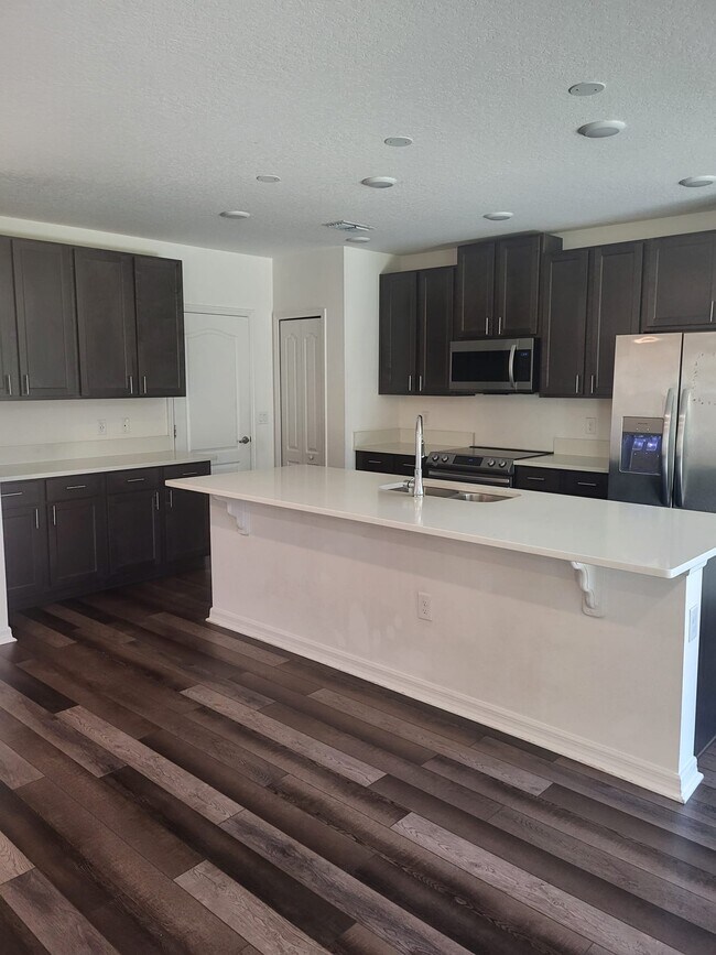 Building Photo - 2816 Westwood Ave