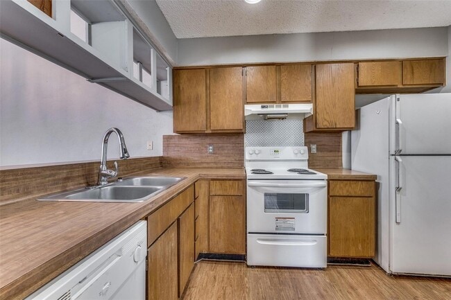 Building Photo - 5303 Indio Cove