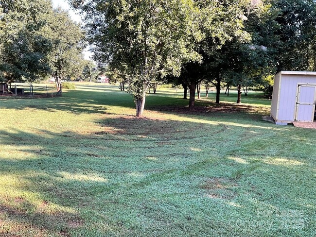 Building Photo - 2700 Moose Gantt Trail