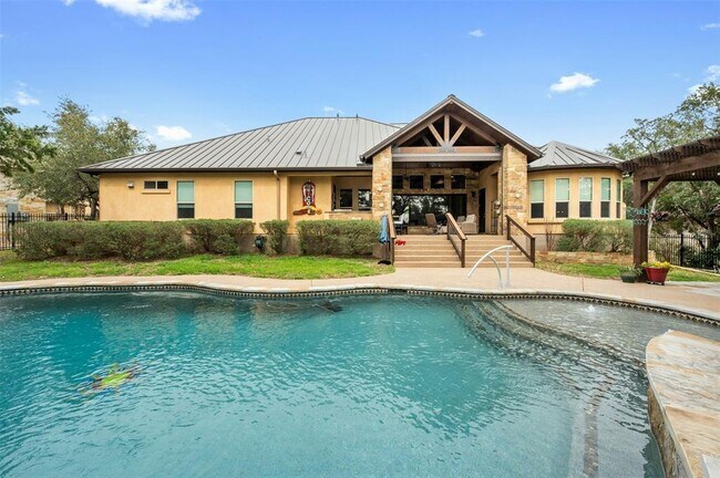 Building Photo - 7617 Lazy River Cove