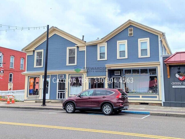 Primary Photo - 104 Canal St S