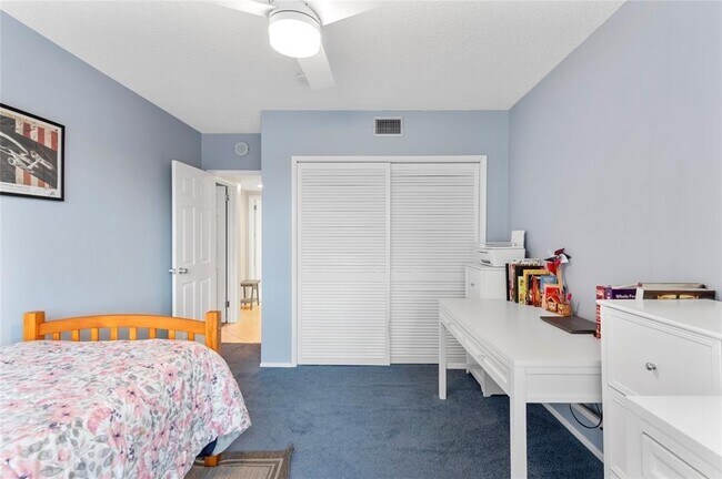 Building Photo - 4010 Galt Ocean Dr