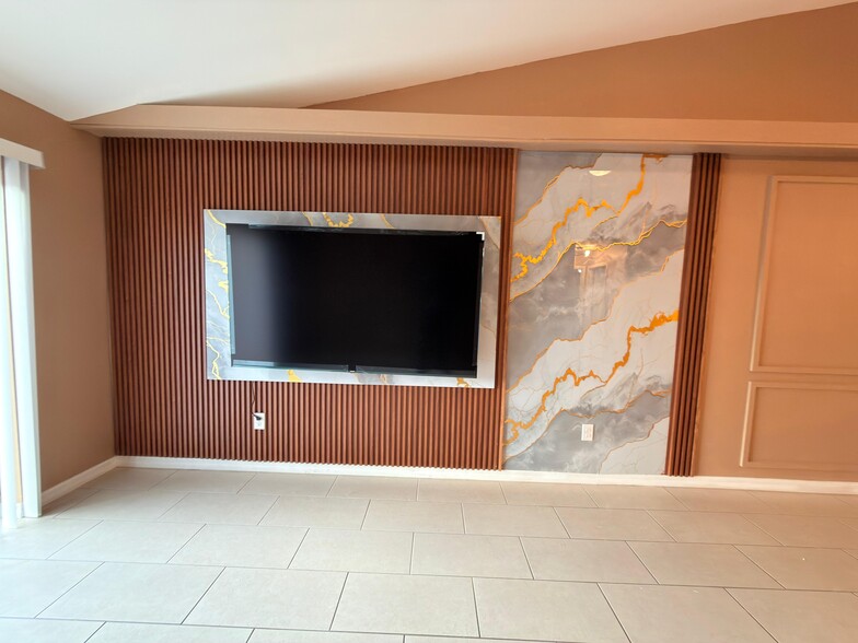 Building Photo - 4124 Skyline Blvd