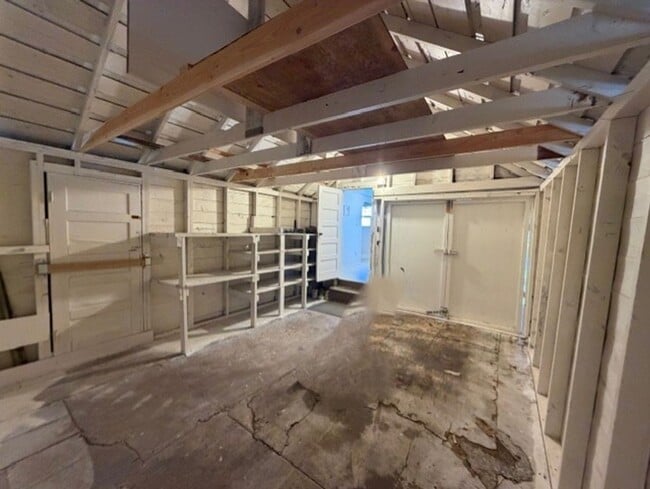 Building Photo - Cozy Chehalis home