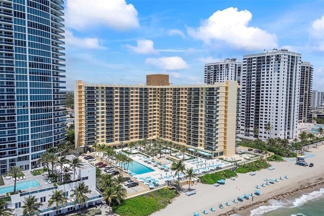 Building Photo - 2501 S Ocean Dr