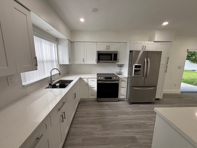 Building Photo - 11105 SW 156th Terrace