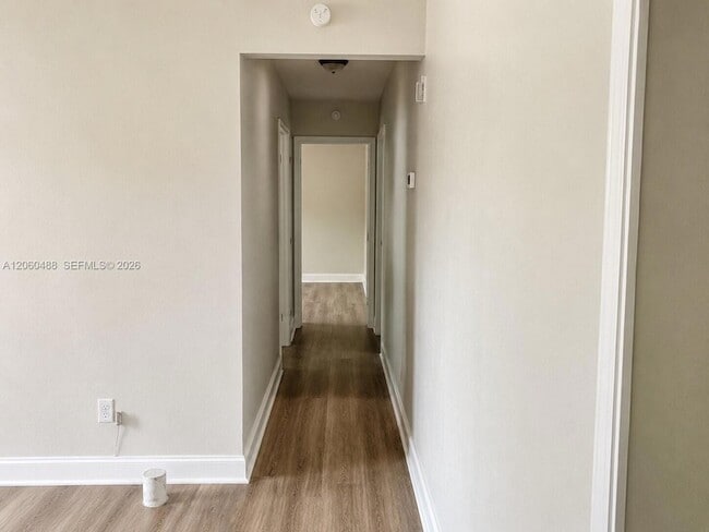 Building Photo - 8924 NW 35th Ct
