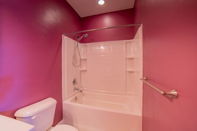 Building Photo - 119 Spoonbill Cir