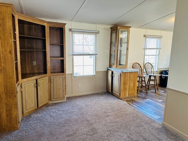 Building Photo - 3015 S 54th St W