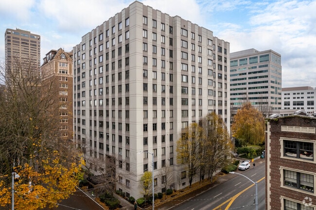Exterior - The Decatur Condominiums