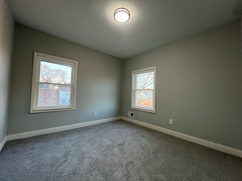 Building Photo - 4086 Montgomery St