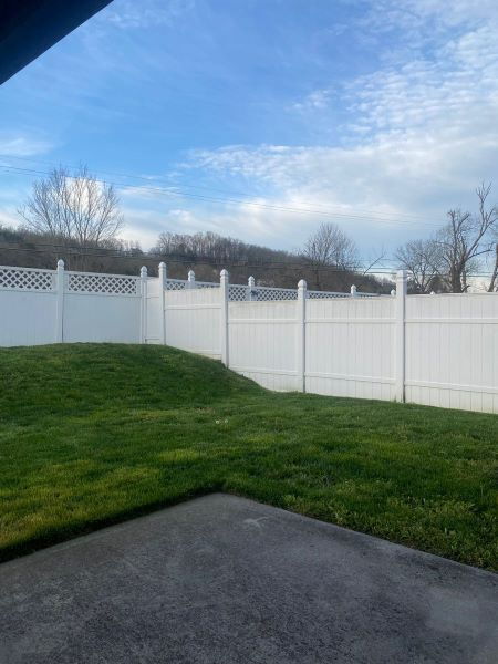 Building Photo - Karns 2 bed/2 bath with a Neighborhood Pool